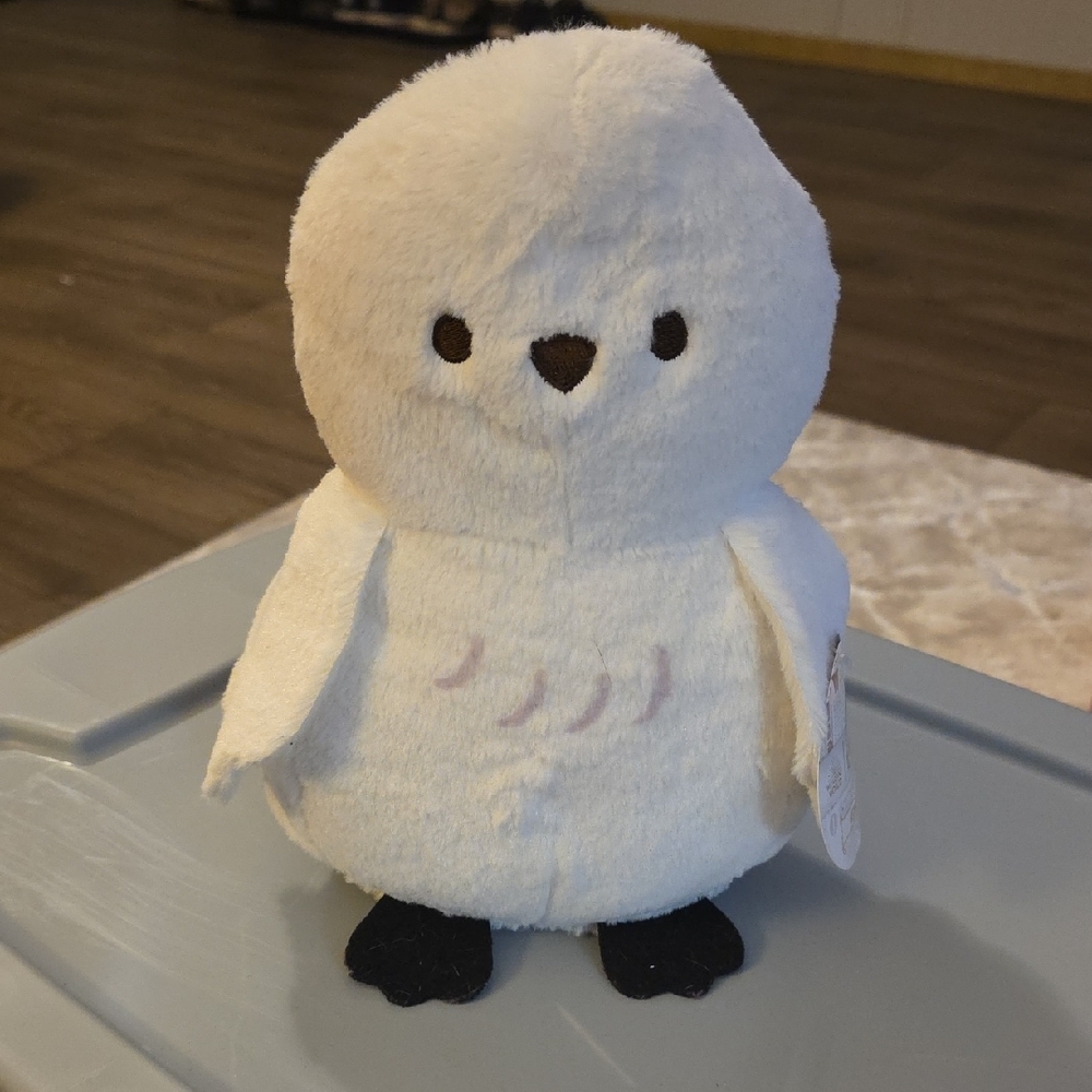 (J46) White Hedwig Harry Potter Owl Stuffed Animal